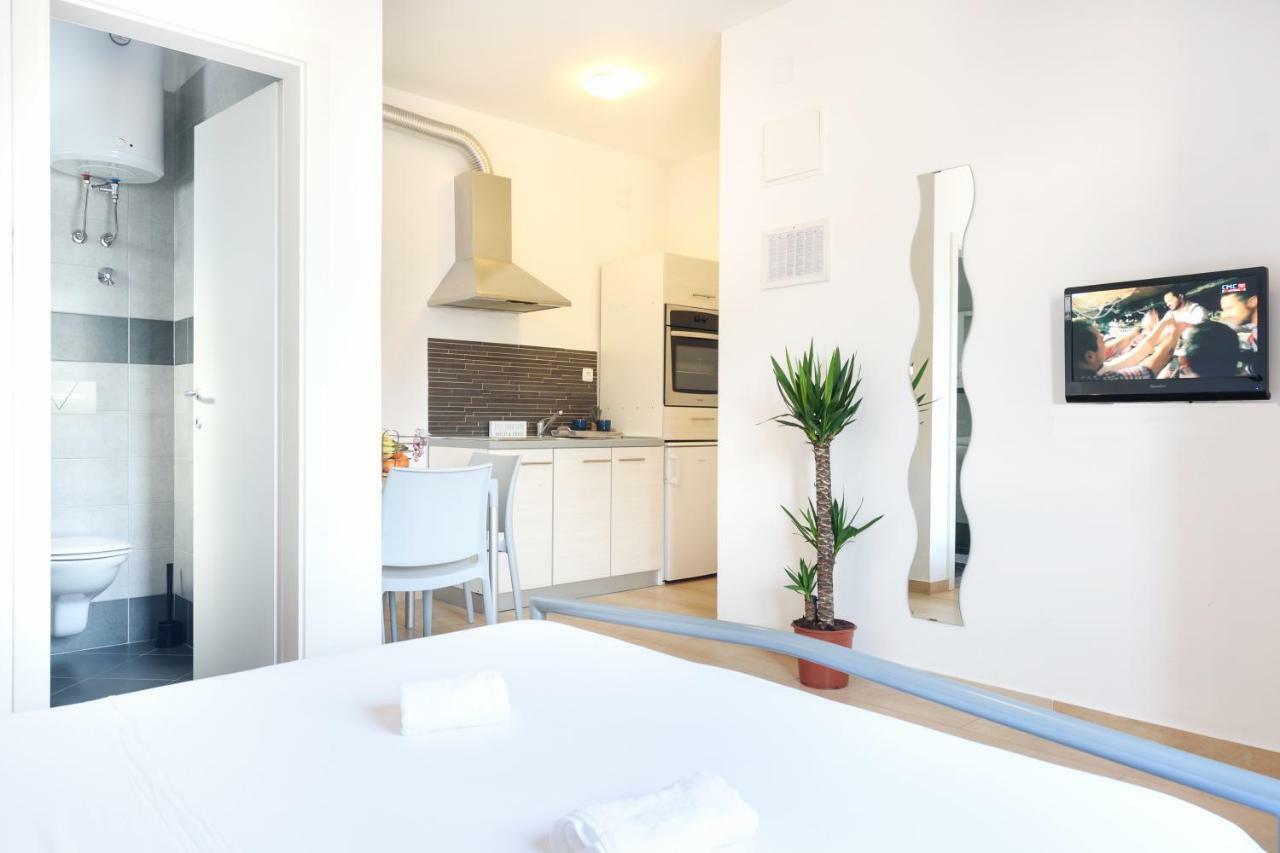 Very Special Apartments Pakoštane 外观 照片