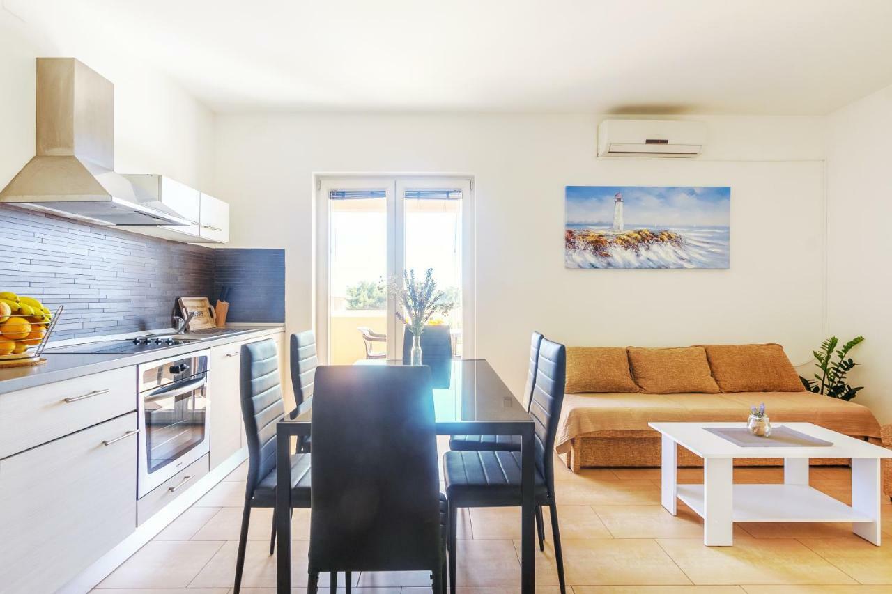 Very Special Apartments Pakoštane 外观 照片